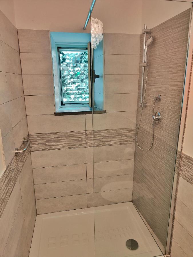Blue Room Термолі Екстер'єр фото
